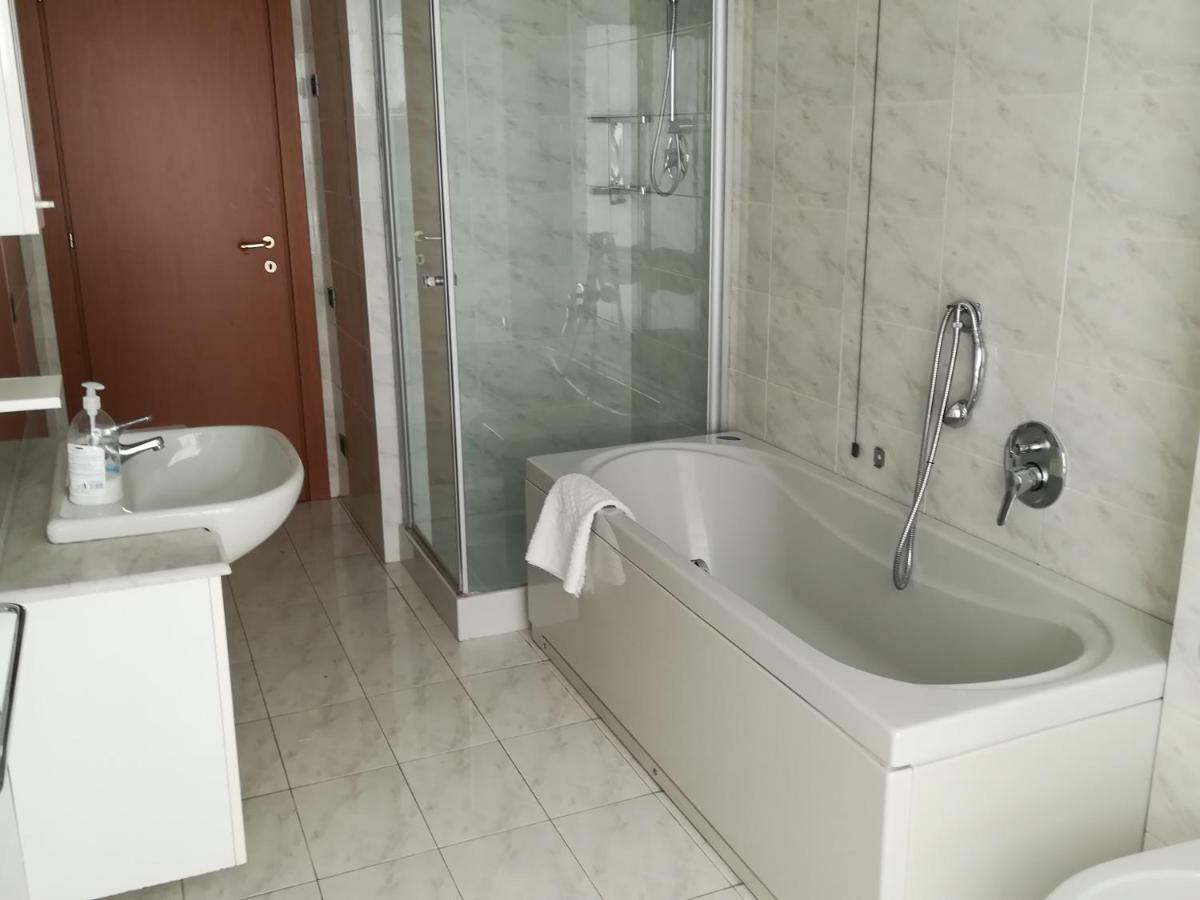 Mirabell Hotell Trezzo sullʼAdda Eksteriør bilde